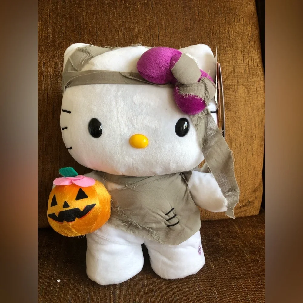 Hello Kitty Halloween Mummy Side Stepper Brand New With tag - Picture 1 of 4